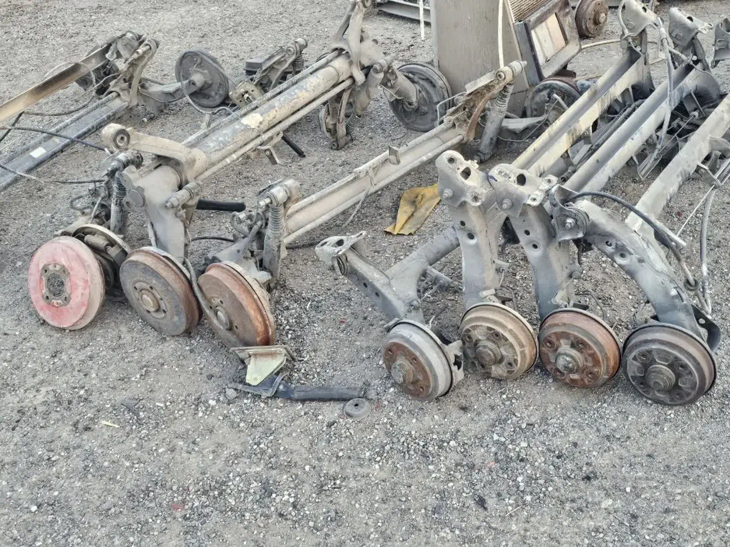 رام، کمک، اکسل، فنرلول، طبق و کلیه قطعات جلوبندی|قطعات یدکی و لوازم جانبی|قم, قلعه صدری|دیوار