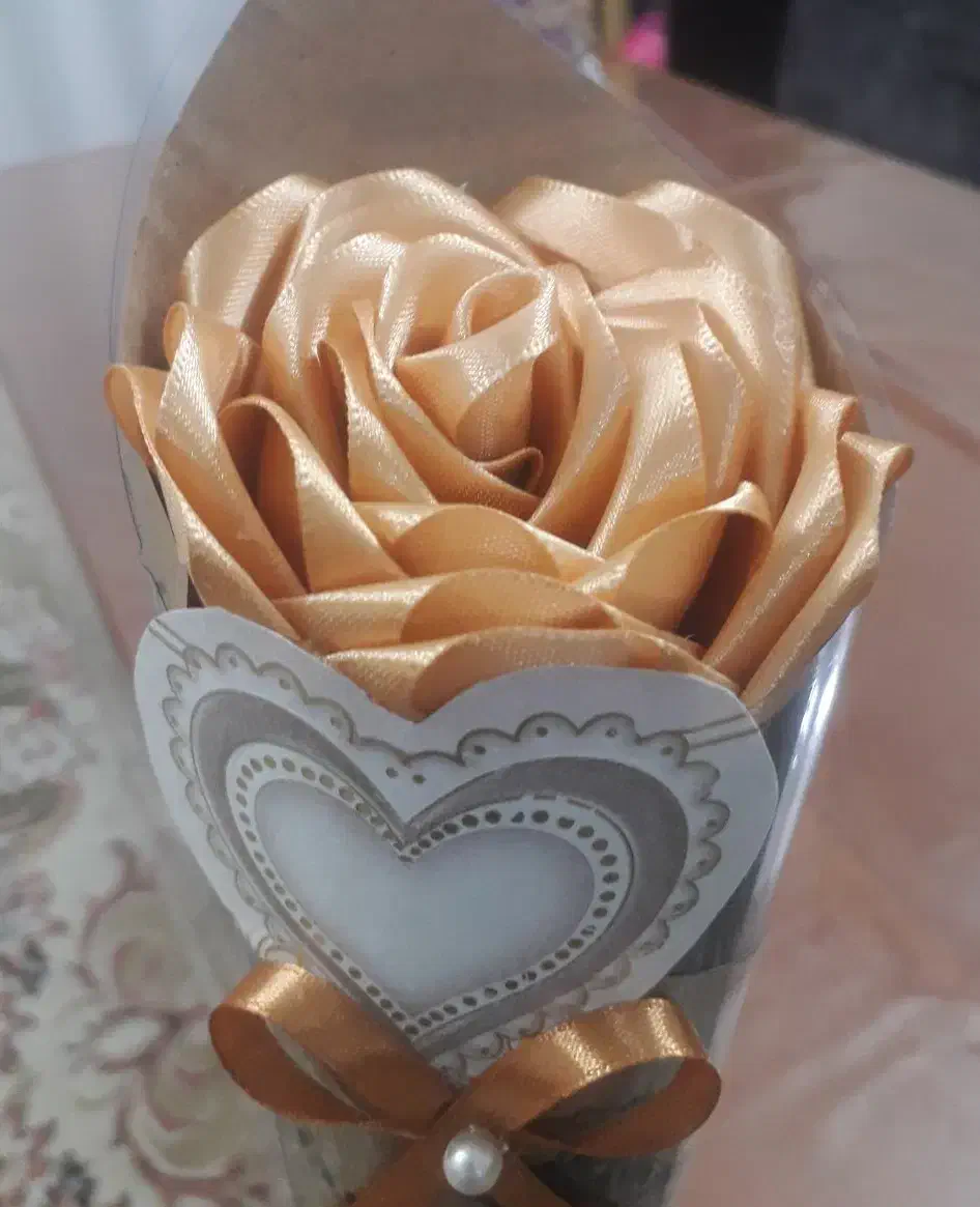 فروش گل های ربانی به صورت تکی ودسته ای|گل مصنوعی|برخوار, |دیوار