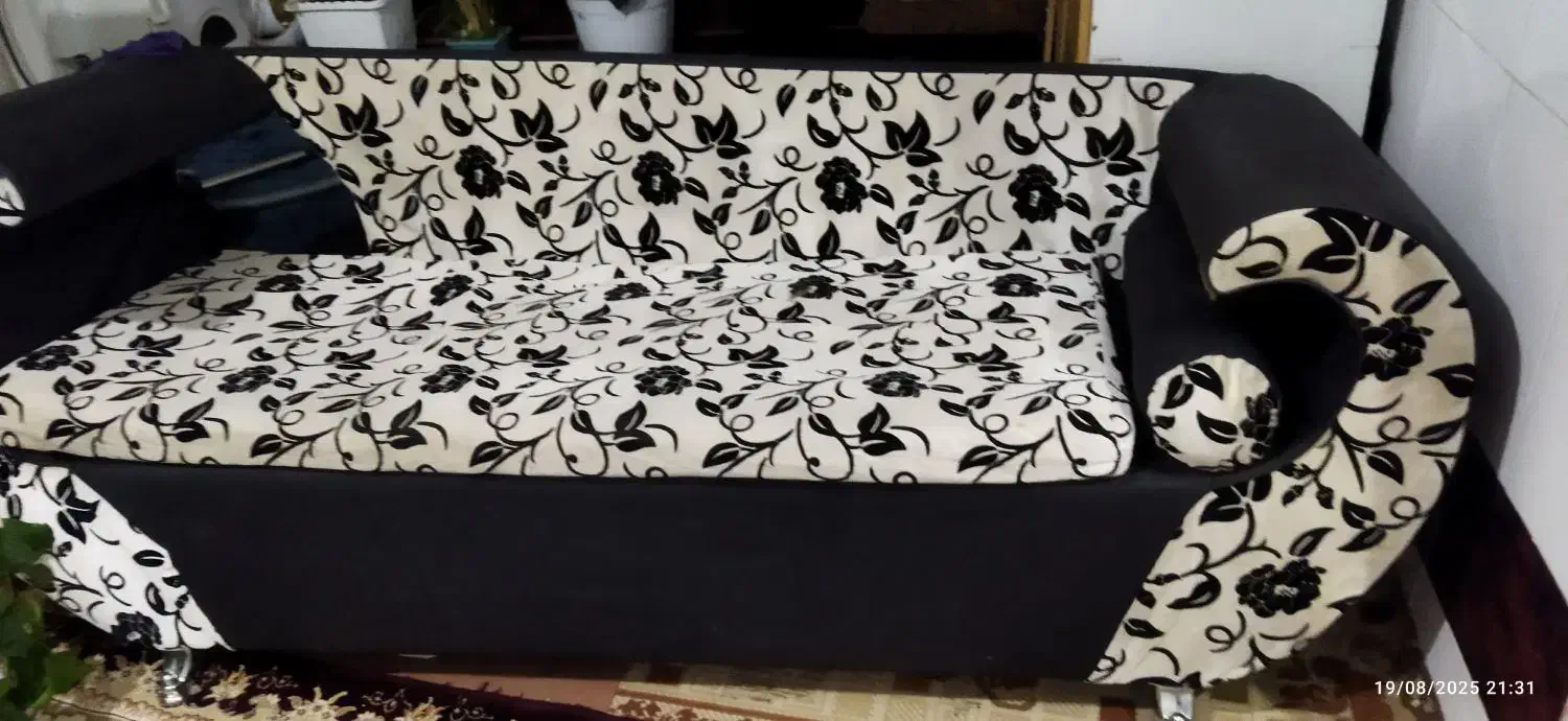 مبل 5نفره تمیزباجنس مخمل وچرم|مبلمان خانگی و میز عسلی|مراغه, |دیوار