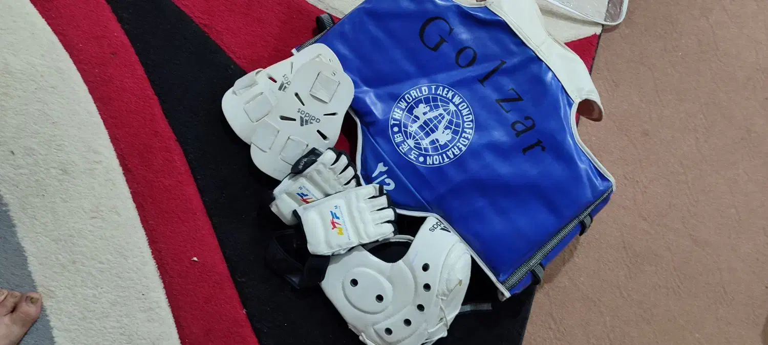 لوازم تکواندو|تجهیزات ورزشی|فلاورجان, |دیوار