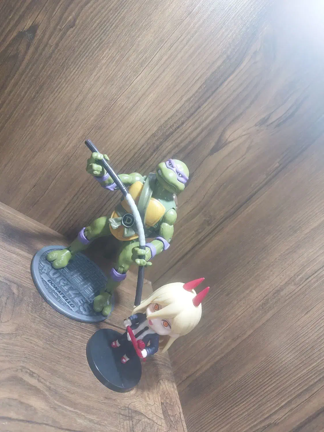 دو عدد اکشن فیگور|مجسمه، تندیس، ماکت|مبارکه, |دیوار