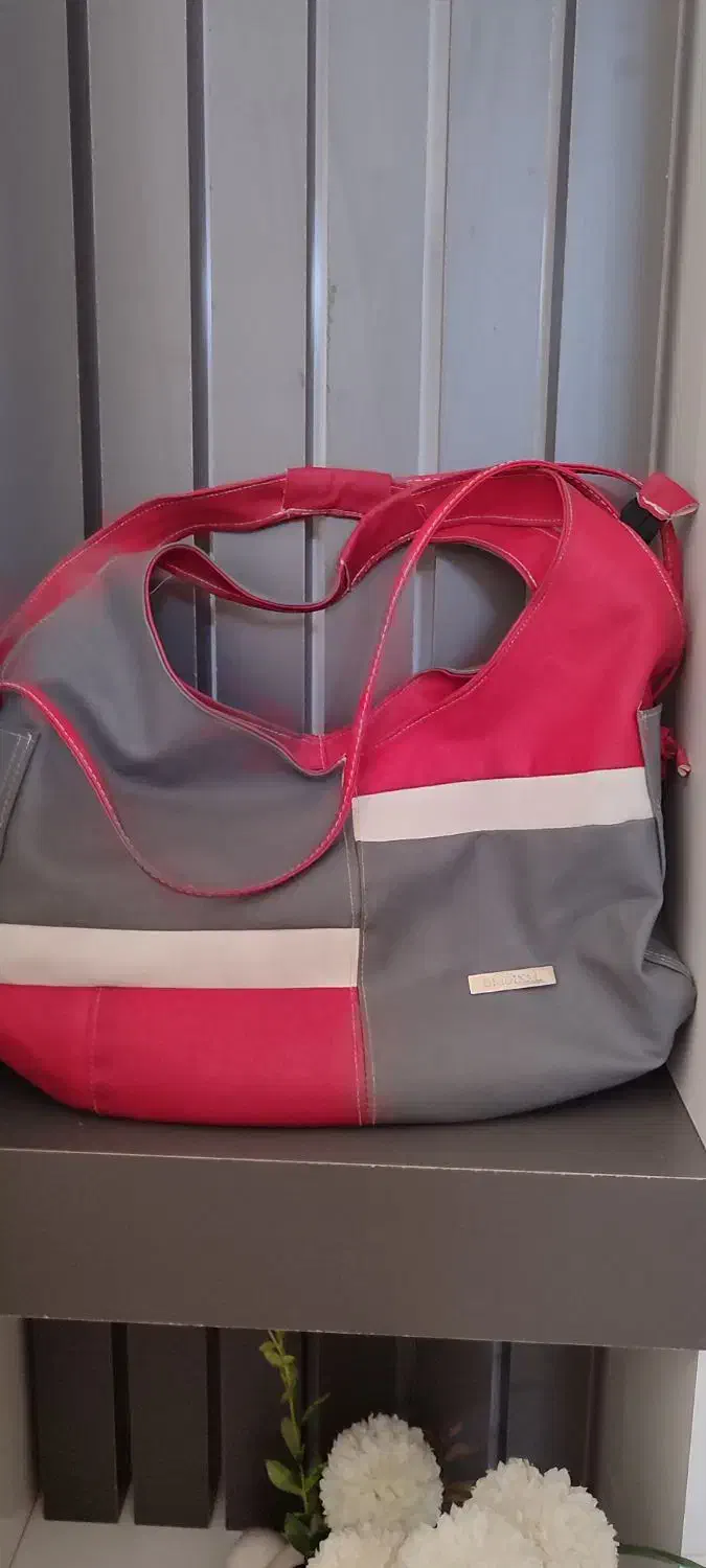 کیف شیک معاوضه دارم|کیف، کفش، کمربند|بیرانوند, |دیوار