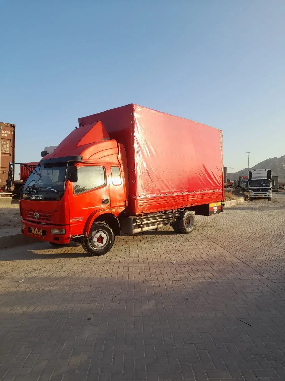 کاویان|خودرو سنگین|تربت جام, حافظ|دیوار