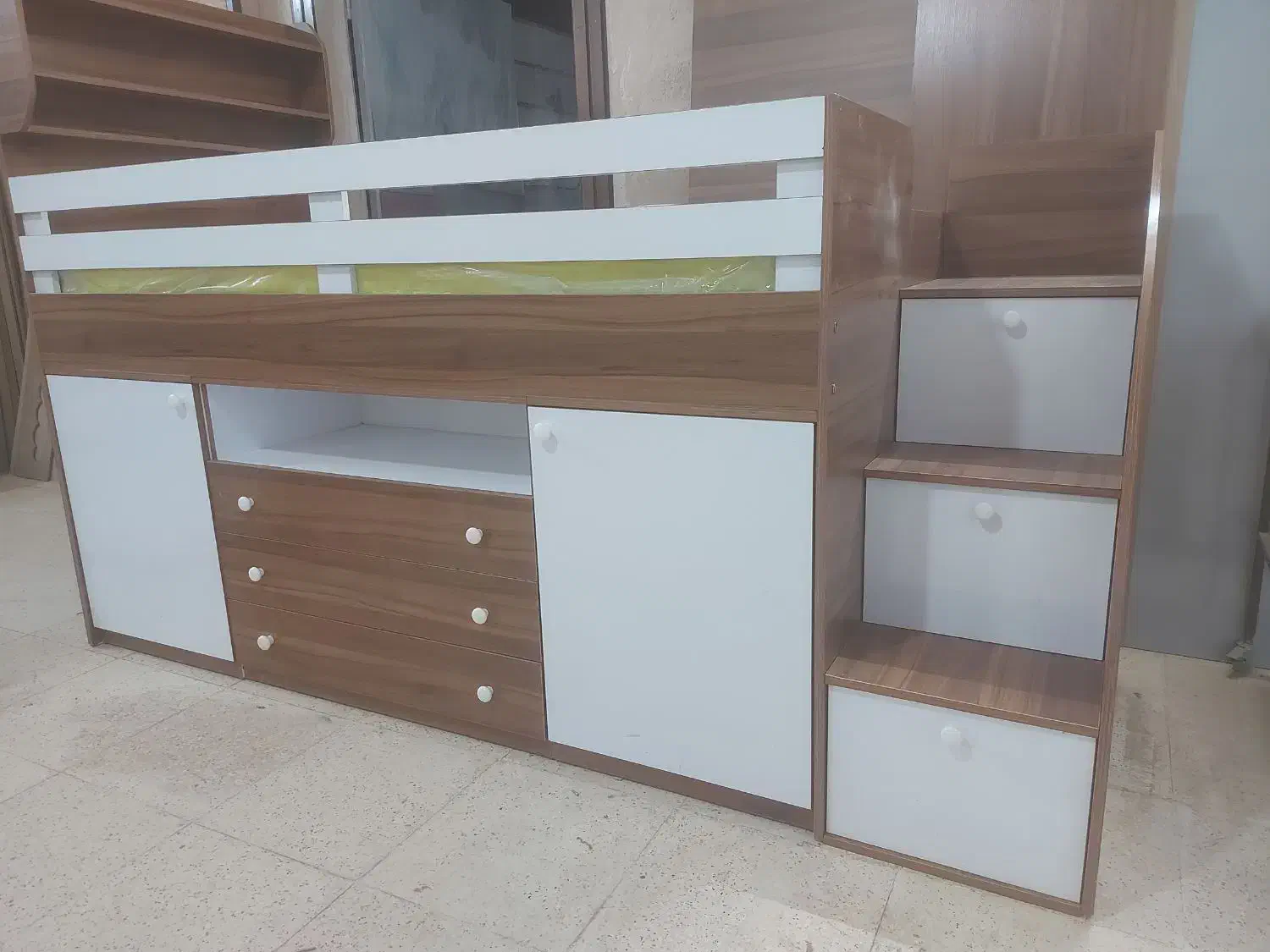 تخت مجموعه دار مدل رویال|تخت و سرویس خواب|برخوار, |دیوار