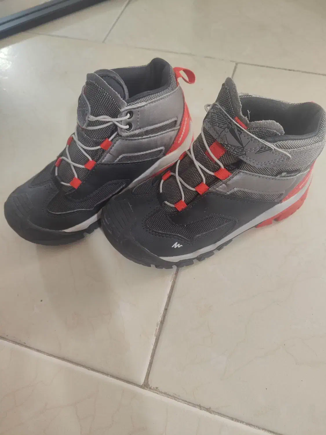 نیم بوت پسرانه|کفش و لباس بچه|پردیس, فاز ۳|دیوار