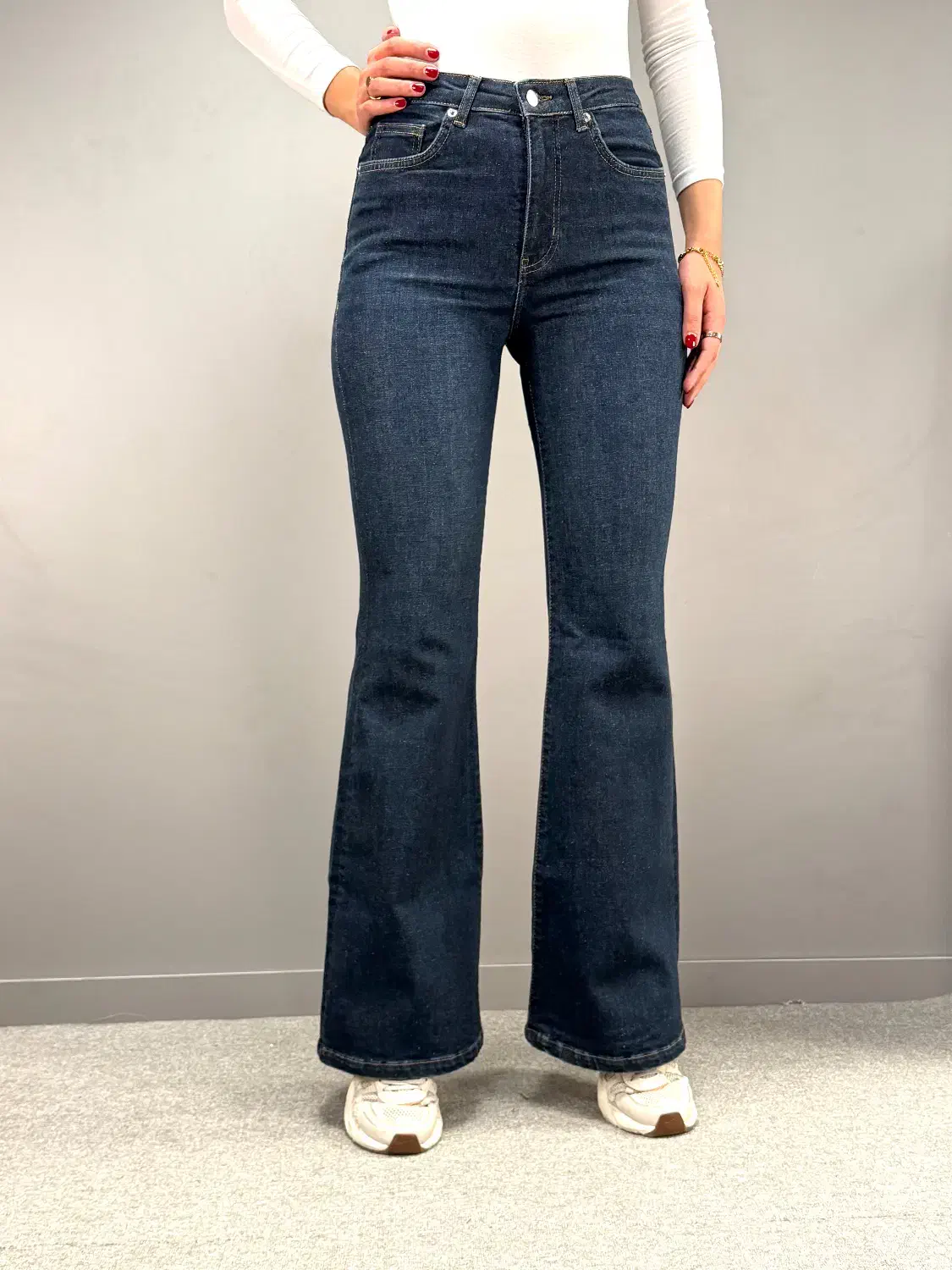 فروشنده ادمین خانم|استخدام بازاریابی و فروش|تبریز, |دیوار