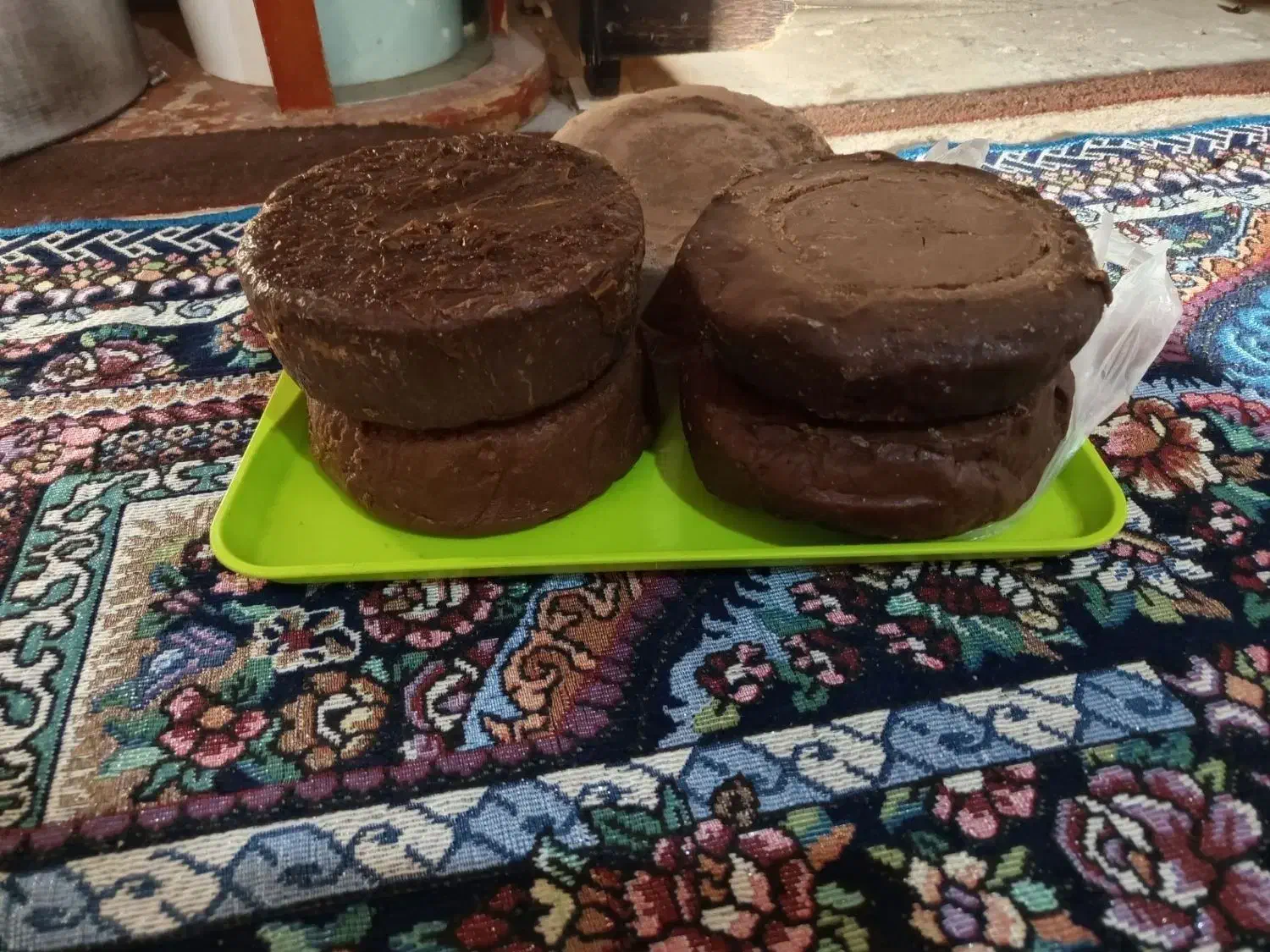 قارا|خوردنی و آشامیدنی|اندیکا, |دیوار