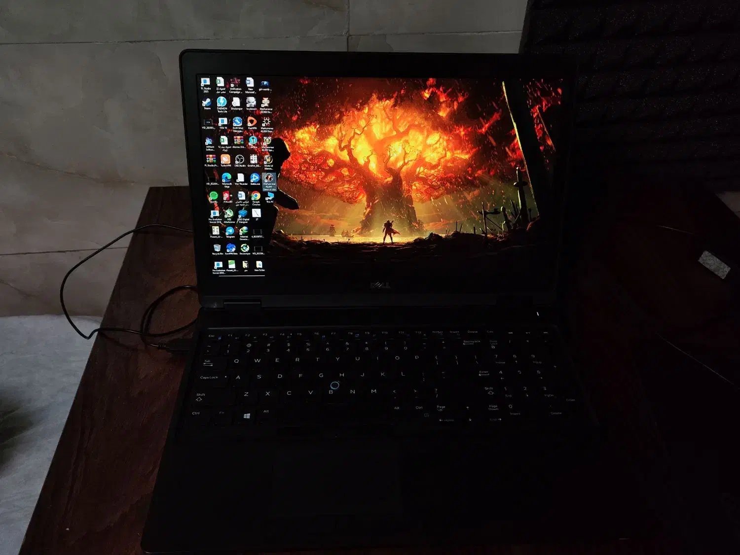 لپتاپ dell latitude 5580 با گرافیک / گیم /حسابداری|رایانه همراه|تهران, شمیران‌نو|دیوار