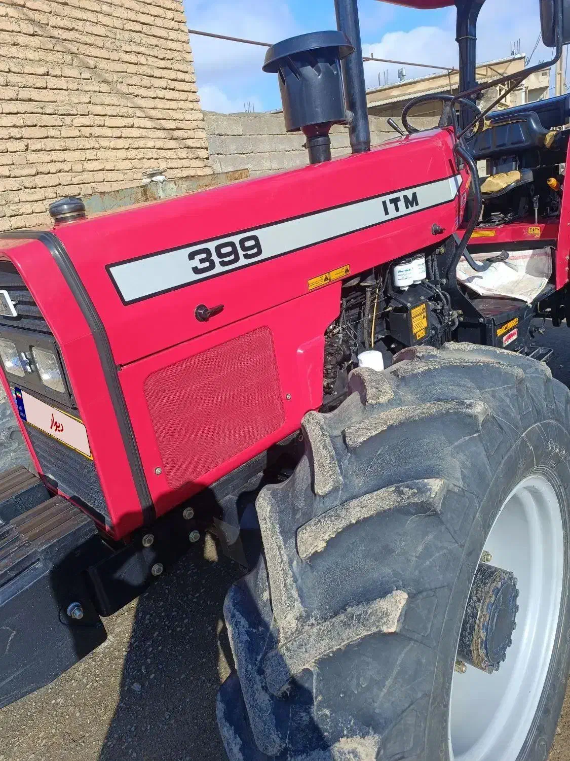 تراکتور۳۹۹|خودرو سنگین|سقز, |دیوار