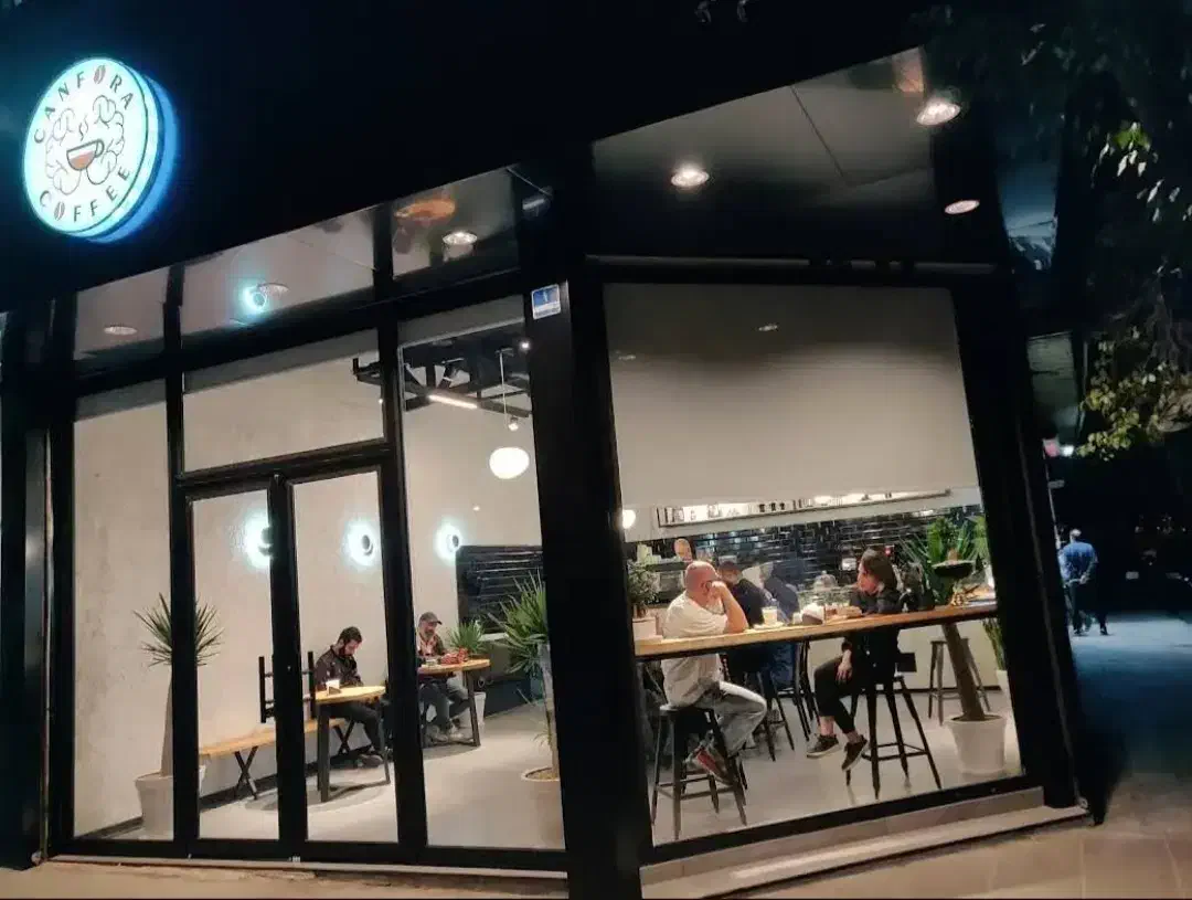 باریستا خانم حرفه ای|استخدام خدمات فروشگاه و رستوران|تهران, علم و صنعت|دیوار