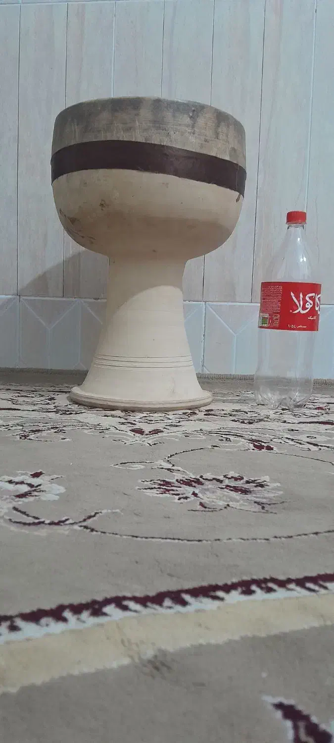 تنبک از جنس کوزهی یه همون ضرب|سازهای سنتی|زابل, |دیوار