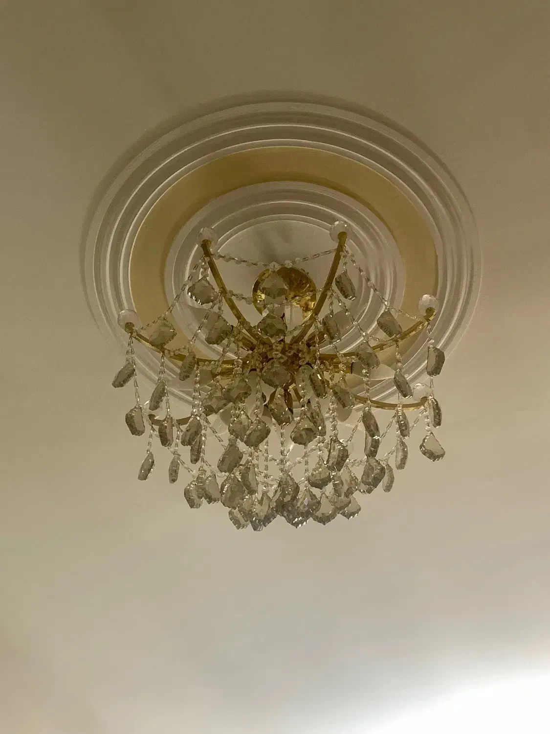 یک جفت لوستر لوکس برنز|لوستر و چراغ آویز|پردیس, فاز ۱|دیوار