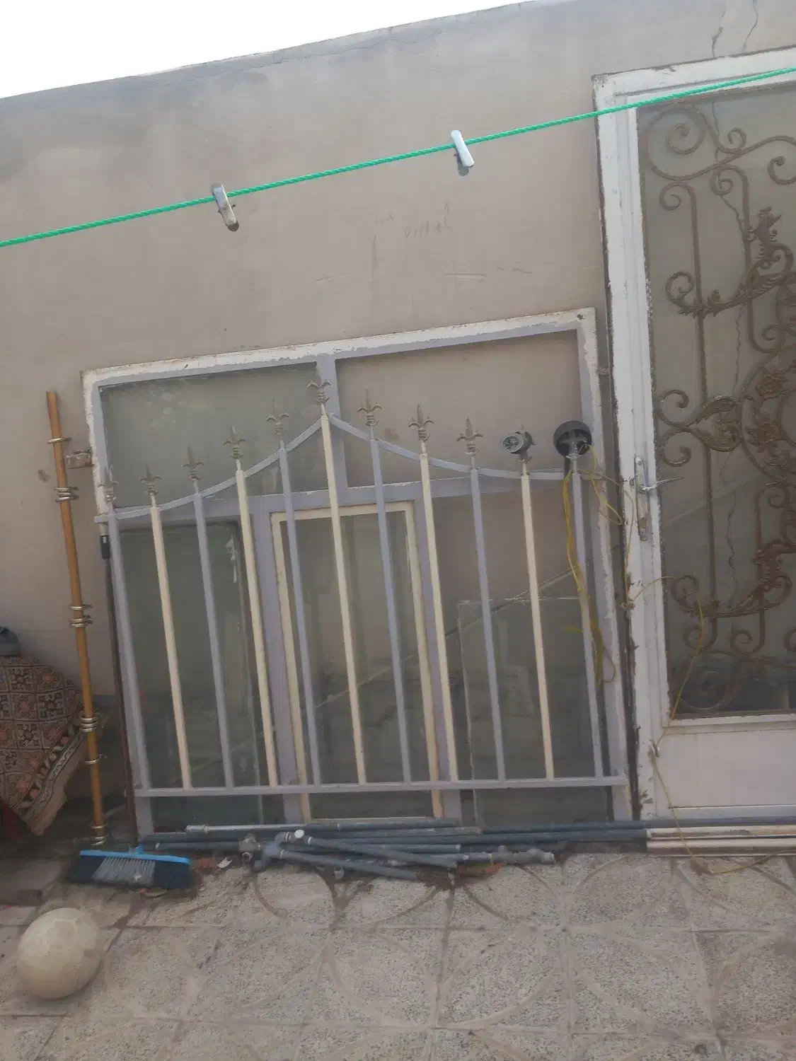 در و پنجره|مصالح و تجهیزات ساختمان|مشکیندشت, |دیوار