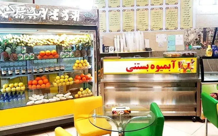 نیروی کار در کافه بستنی|استخدام خدمات فروشگاه و رستوران|شیراز, سینما سعدی|دیوار