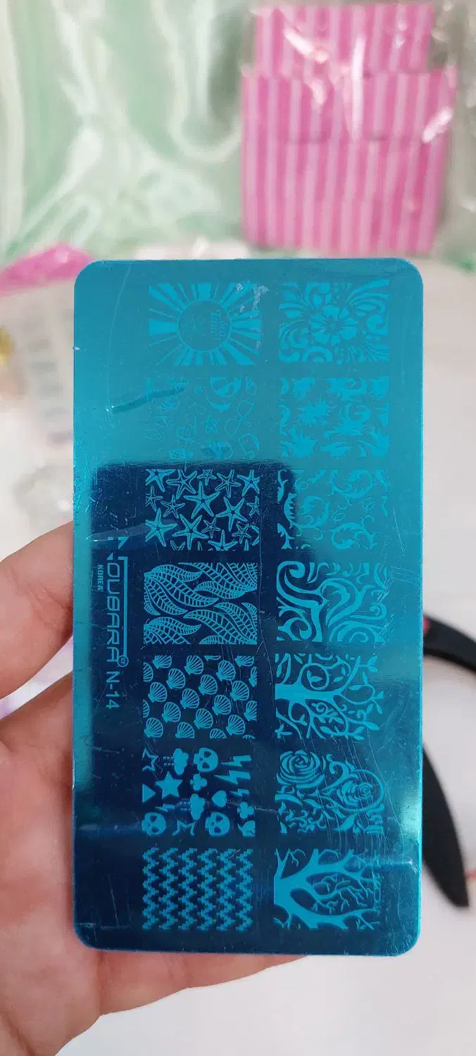 وسایل کاشت ناخن|آرایشگاه و سالن‌های زیبایی|بوشهر, |دیوار