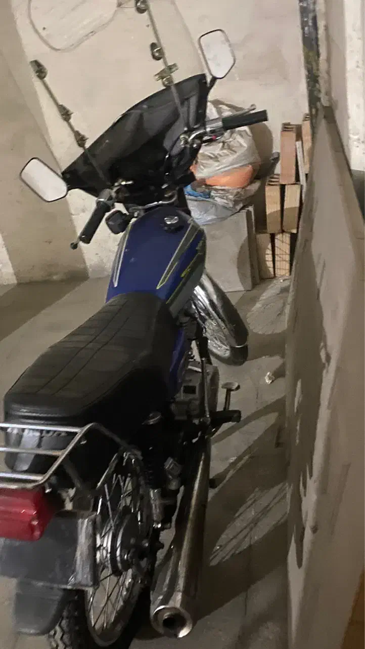 موتور سیکیلت شباب 150کاربراتور مدل95بیمه ده ماه|موتورسیکلت|تهران, مشیریه|دیوار