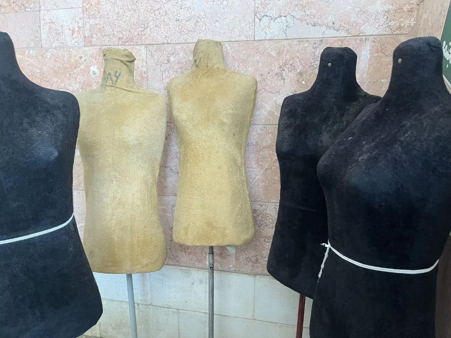 مانکن و اتاق پرو|فروشگاه و مغازه|شاهین‌شهر, شهرک ردانی پور|دیوار