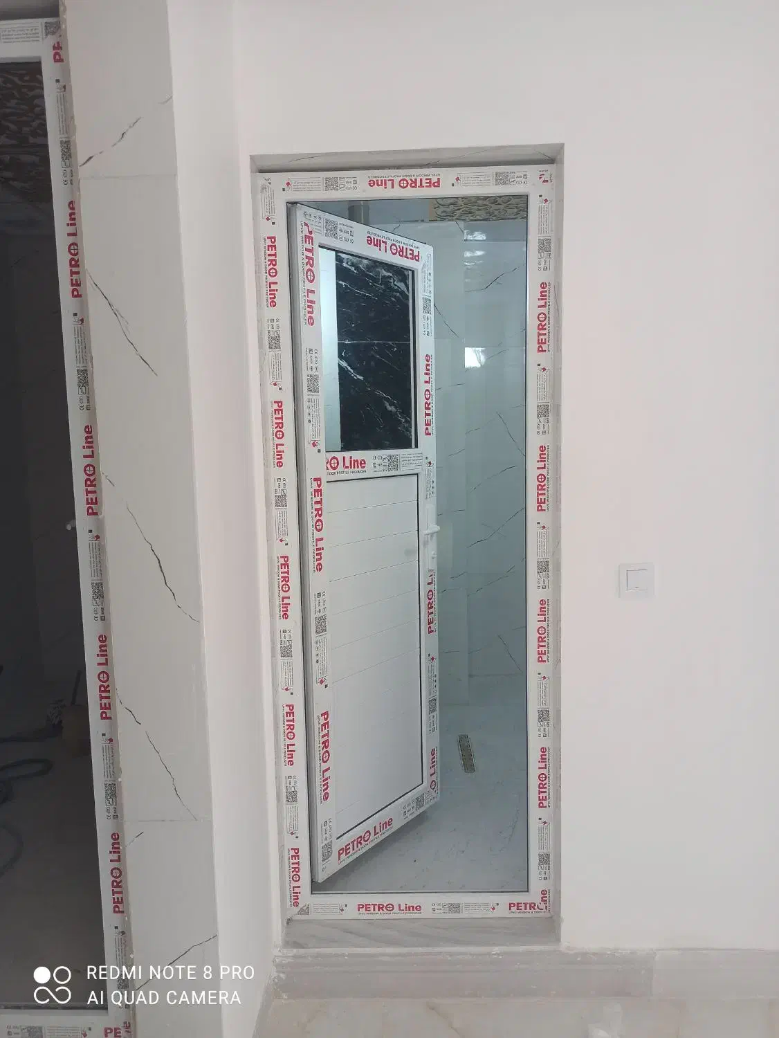 ساخت انواع درب و پنجره دوجداره upvc|خدمات پیشه و مهارت|نورآباد, |دیوار