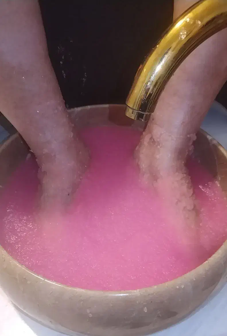 اسپا پدیکور خدمات کاشت ناخن و اموزش|خدمات آرایشگری و زیبایی|صدرا-فارس, باغشهر گلبهار صدرا|دیوار