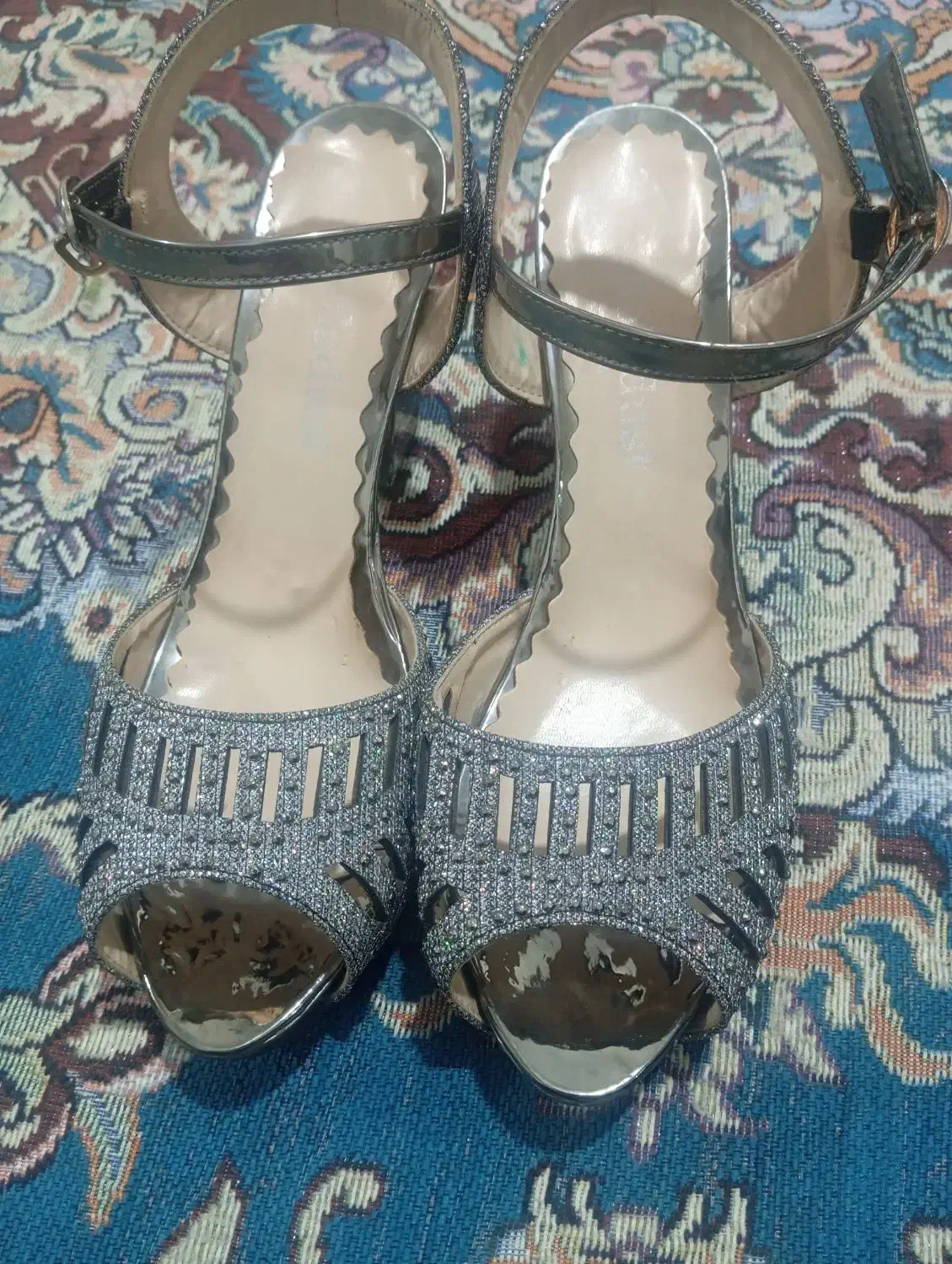 کفش مجلسی|کیف، کفش، کمربند|بروجرد, |دیوار