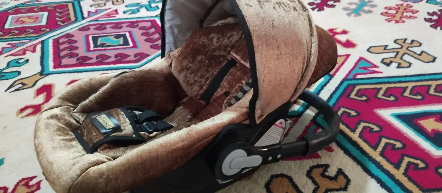 فروش کریر نو بدون استفاده برای بچه|تخت و صندلی بچه|سراوان, |دیوار