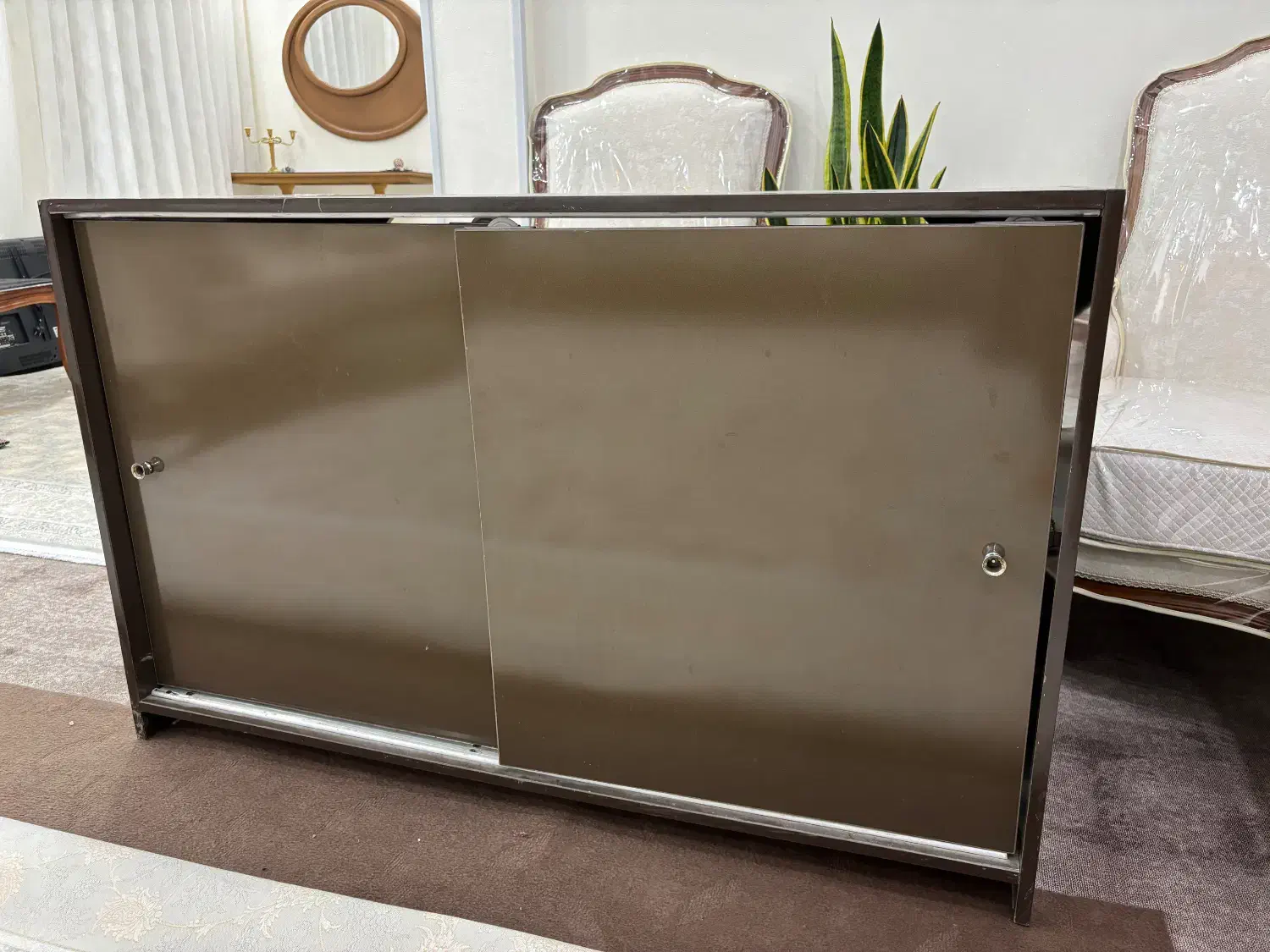 کمد|جاکفشی، کمد، دراور|بندر ماهشهر, |دیوار