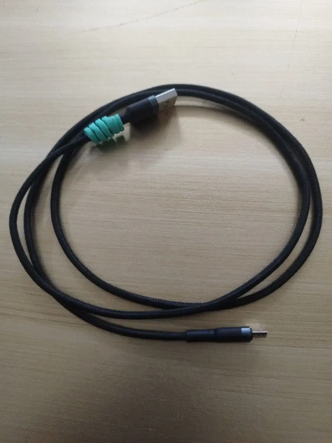 ۲ عدد سیم شارژر|لوازم جانبی موبایل و تبلت|قم, حقیقت|دیوار