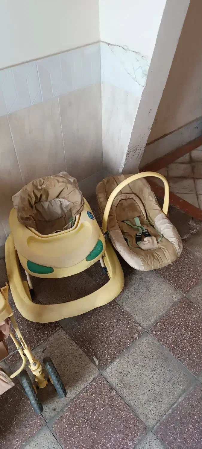 کالسکه|کالسکه و لوازم جانبی|مشهد, دانشجو|دیوار