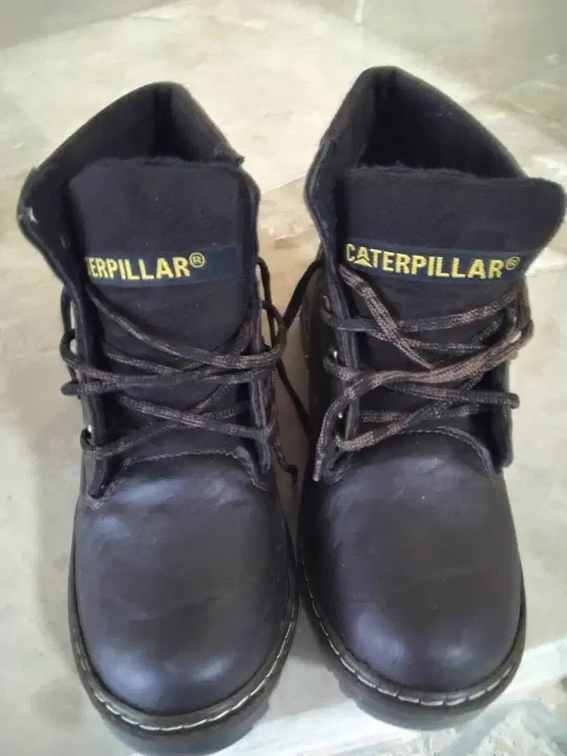 نیم بوت کت|کیف، کفش، کمربند|سمنان, |دیوار