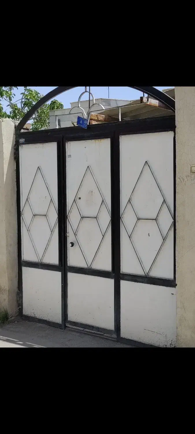 درب حیاط سه لت|مصالح و تجهیزات ساختمان|چناران, |دیوار