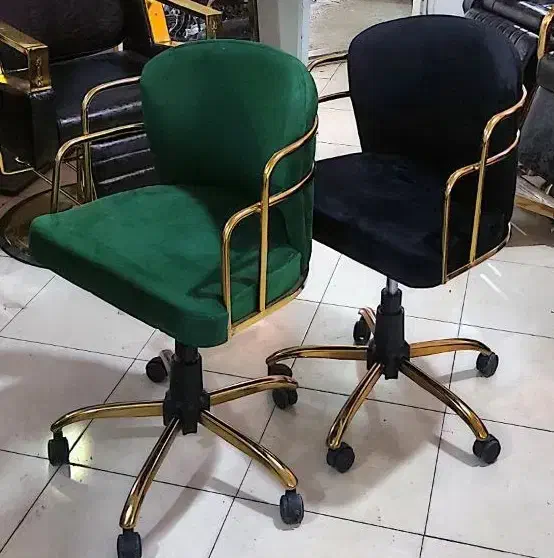 صندلی کوتاهی و شنیون لوکس سالنی و حرفه‌ای|آرایشگاه و سالن‌های زیبایی|ارومیه, |دیوار