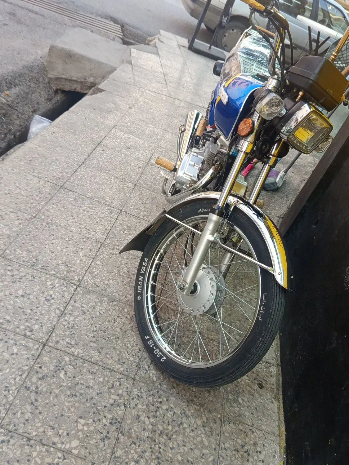 مدل ۴۰۲بهرو|موتورسیکلت|اندیمشک, |دیوار