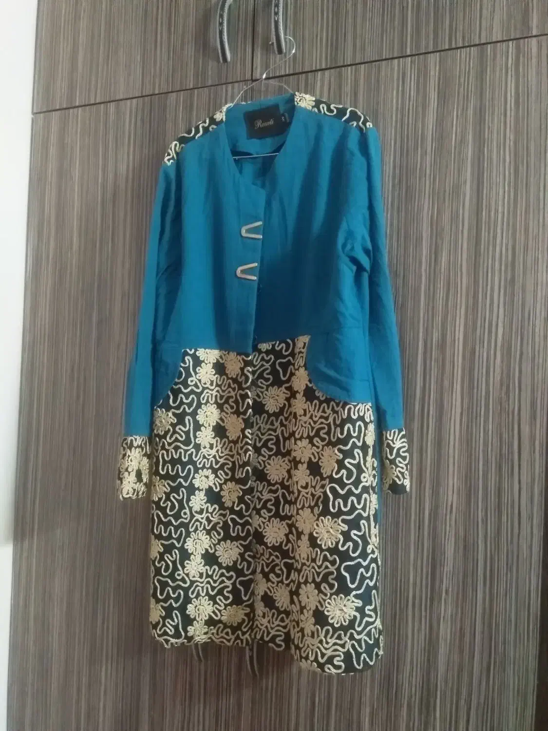 مانتو بارانی ومانتو مجلسی زیبا قیمت مناسب|لباس|مشهد, سجادیه|دیوار