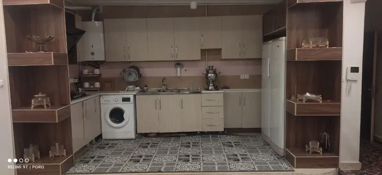 آپارتمان ۱۰۰ متری میدان صفا|اجارهٔ آپارتمان|بروجرد, |دیوار