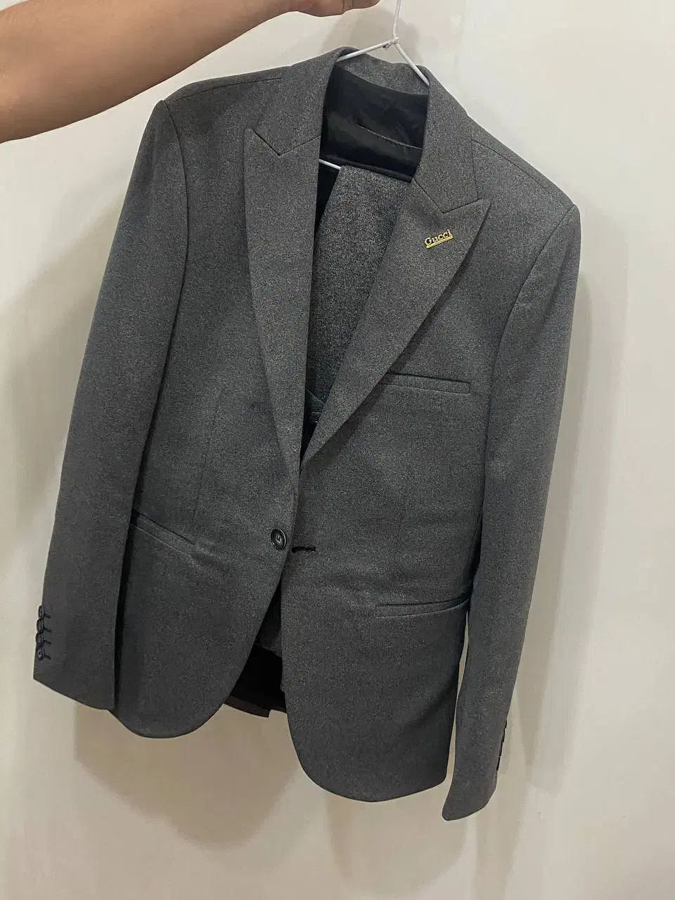 کت شلوار گوچی شد ۴۴ نو نو|لباس|صومعه‌سرا, |دیوار