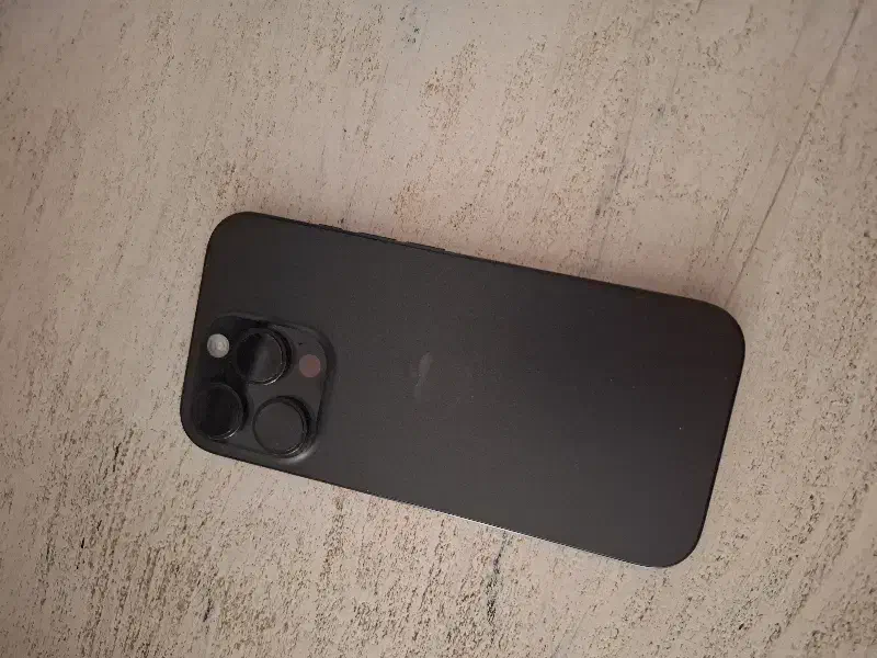 ۱۶ پرو 16 pro در حد آک بدون خط و خش رجیستر ۲۵۶|موبایل|قم, زنبیل آباد|دیوار