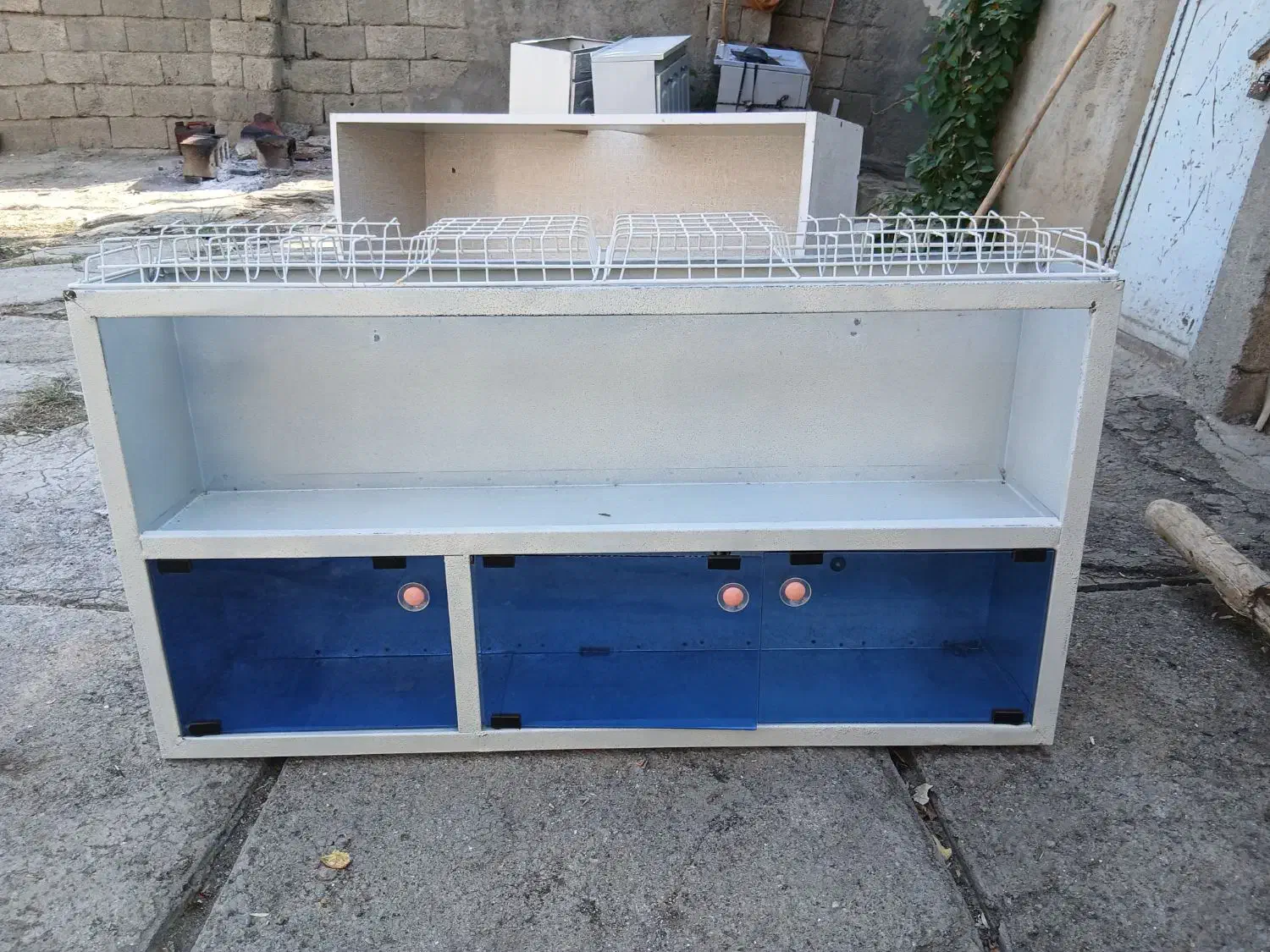 ابچکان نو|آب‌چکان و نظم‌دهنده ظروف|کامیاران, |دیوار