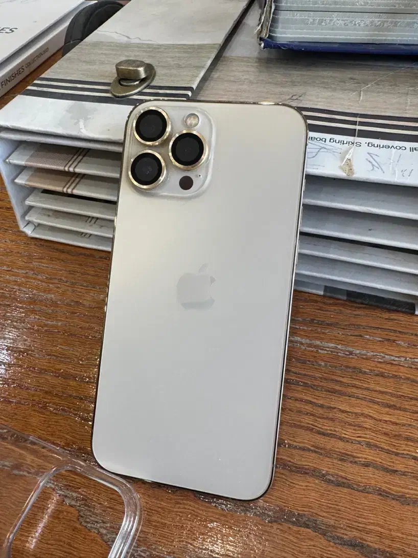 ایفون ۱۳پرو مکس بی نهایت تمیز|موبایل|زابل, |دیوار