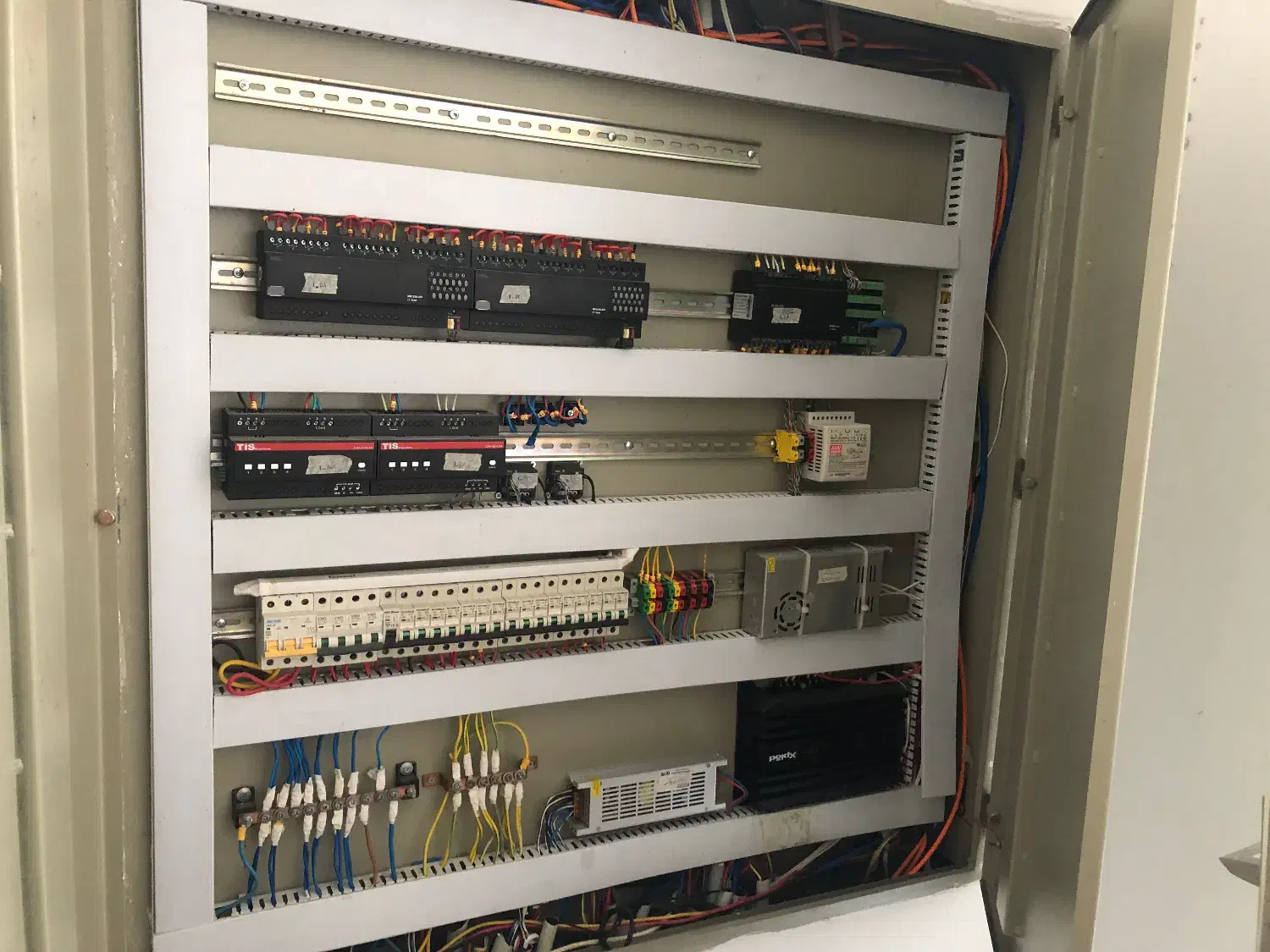 جذب نیروی برقکار|استخدام صنعتی، فنی، مهندسی|نوشهر, |دیوار