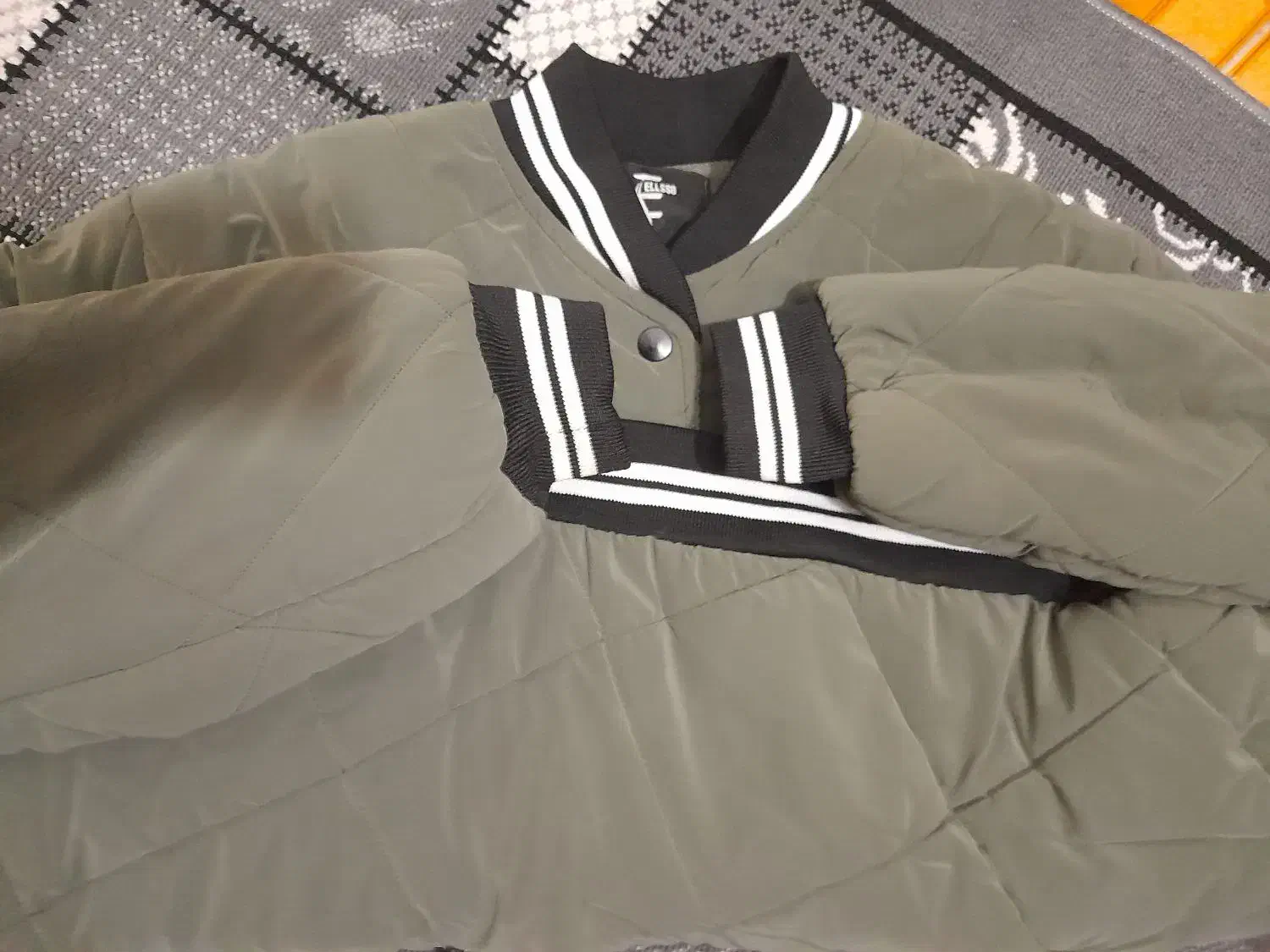 کاپشن پسرونه جنس خوب|لباس|لاهیجان, لیالستان|دیوار