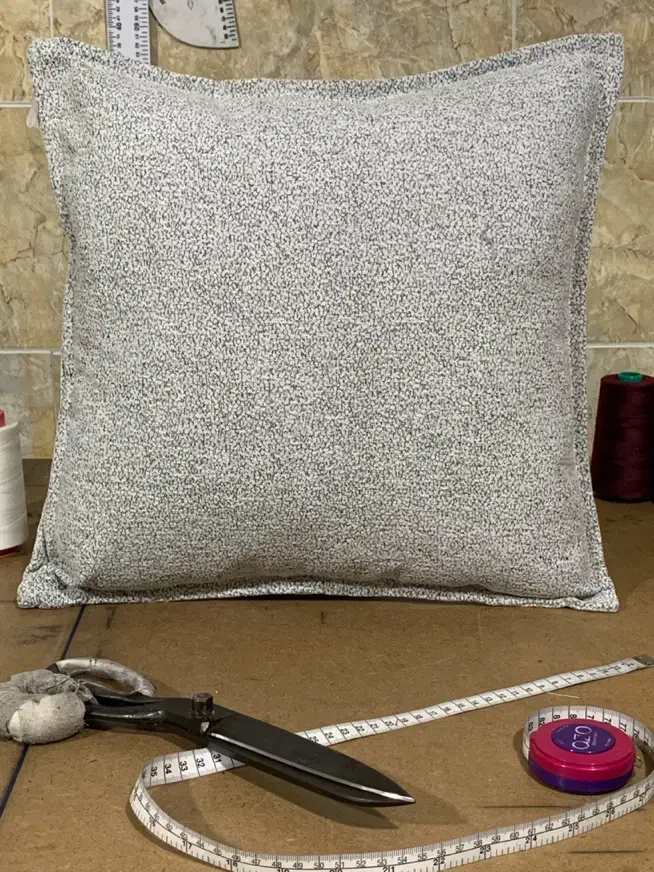 کوسن پر شده|رختخواب، بالش، پتو|یزد, |دیوار