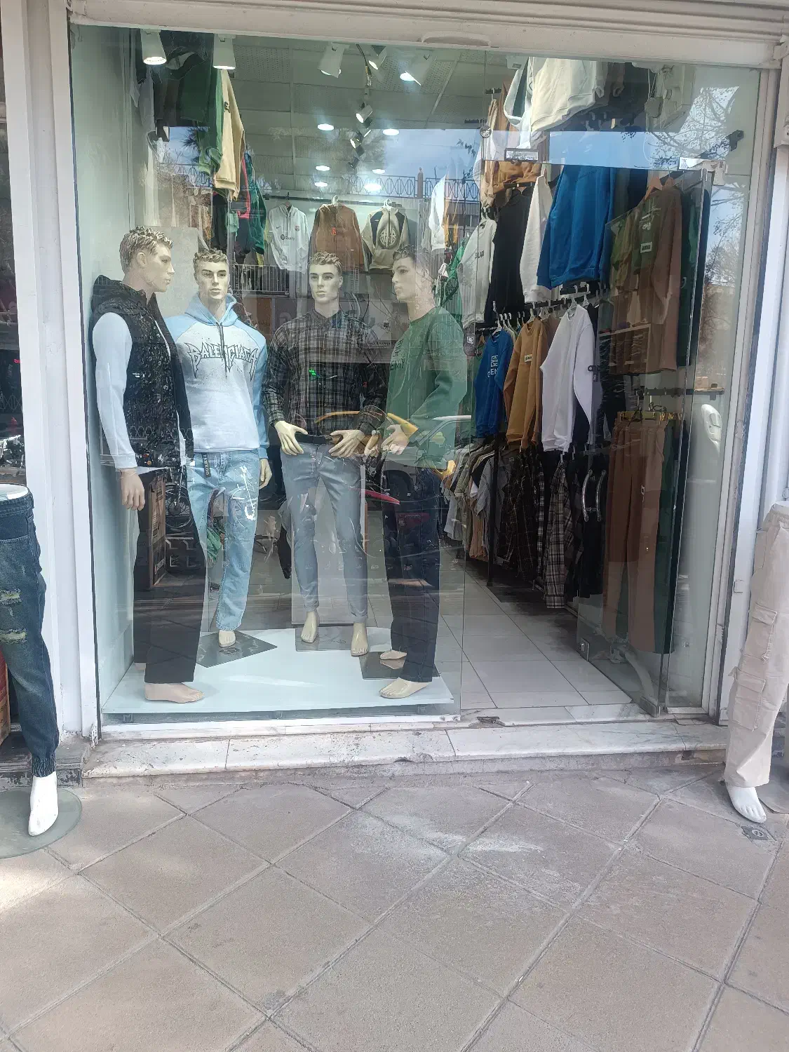 واگذاری مغازه مردانه|اجارهٔ مغازه و غرفه|سبزوار, ابوریحان|دیوار