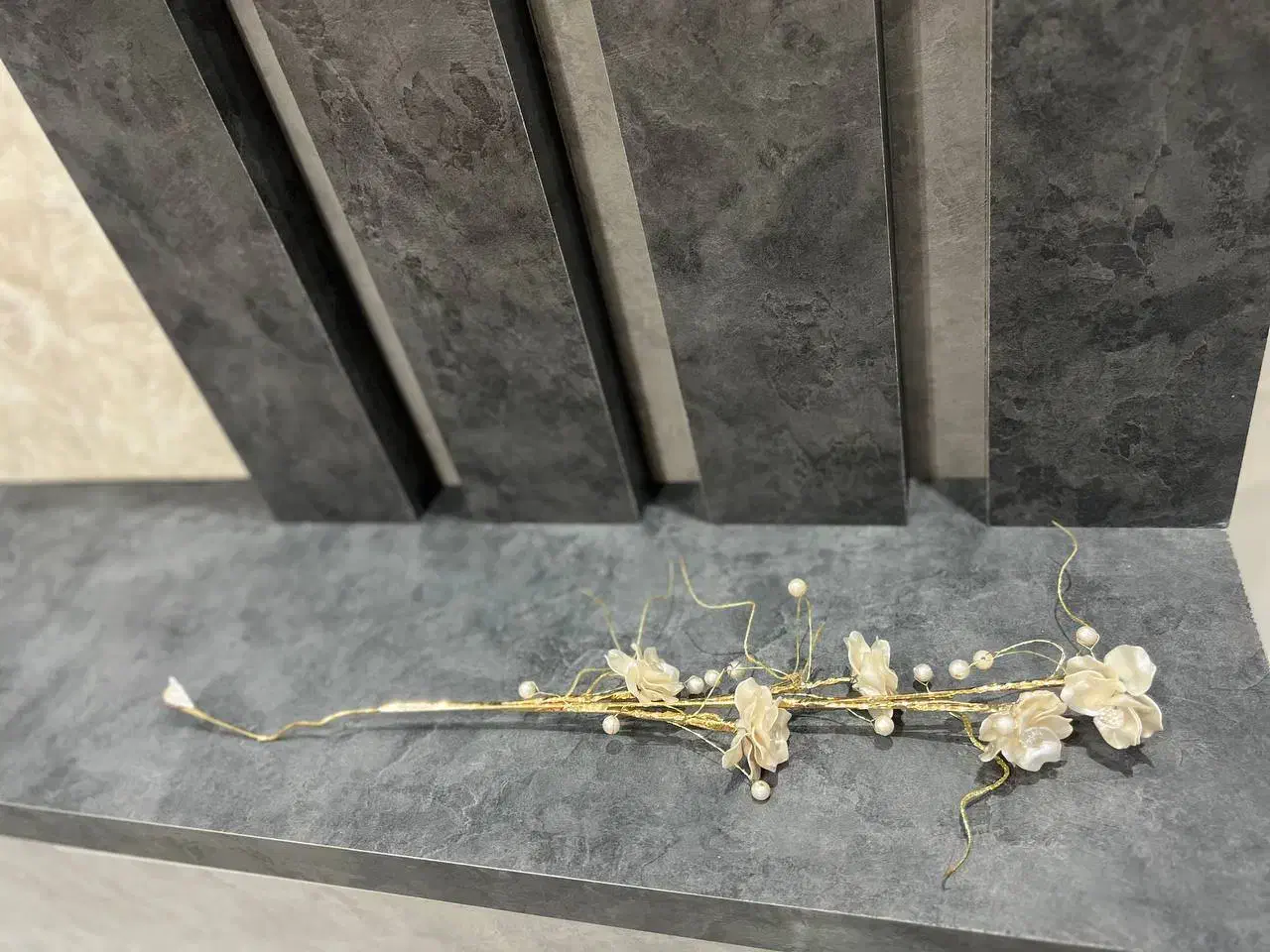 ۵ شاخه گل کریستال|گل مصنوعی|رشت, آزادگان|دیوار