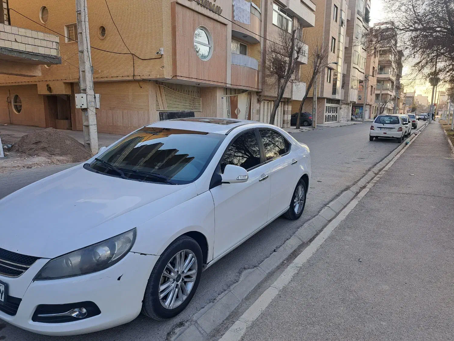 جک j5|خودرو سواری و وانت|اصفهان, سروستان|دیوار