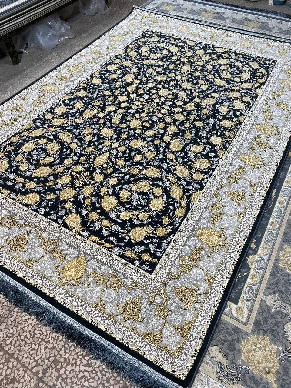 فرش نخ اکرولیک فرشته کاشان|فرش|کاشان, شهرک صنعتی راوند|دیوار