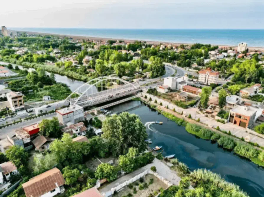 2قواره زمین ساحلی باقابلیت ساخت ویلا روبه دریا آبی|فروش زمین و ملک کلنگی|رشت, پاستوریزه|دیوار