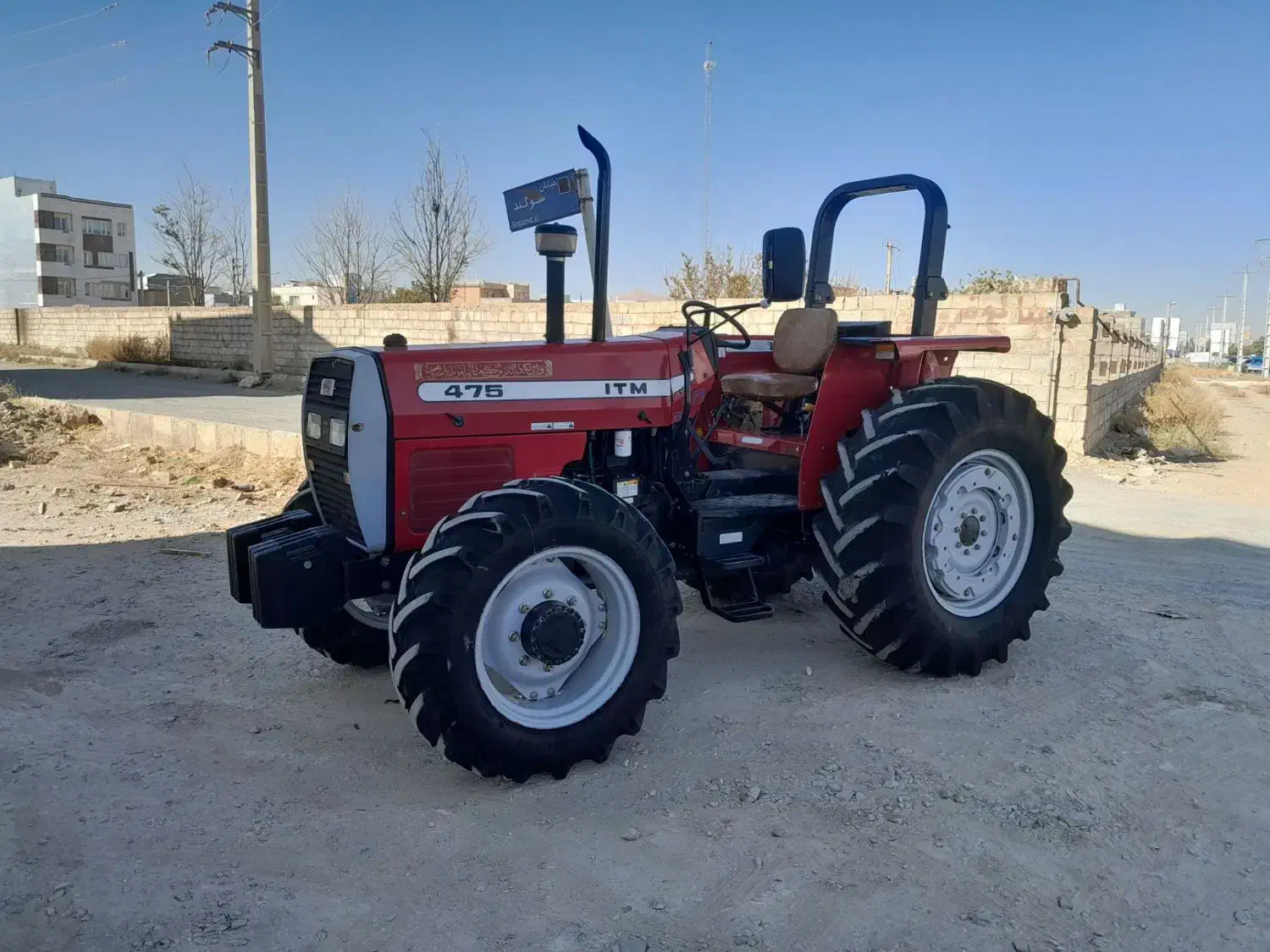 تراکتور فرگوسن ۴۷۵جفت مدل ۹۹ پمپ کوچک|خودرو سنگین|قروه, |دیوار