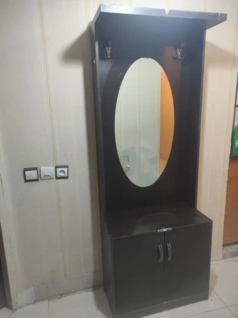 جاکفشی|جاکفشی، کمد، دراور|کازرون, |دیوار