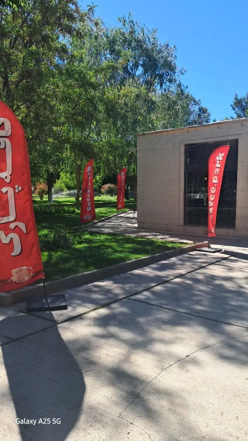 پذیرش نبرو کار آقا و خانوم|استخدام خدمات فروشگاه و رستوران|بروجن, |دیوار