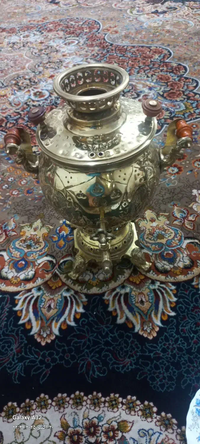 سماور زغالی|کلکسیون اشیاء عتیقه|باسمنج, |دیوار